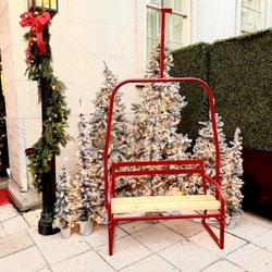 Jarrod Design - Holiday decorations