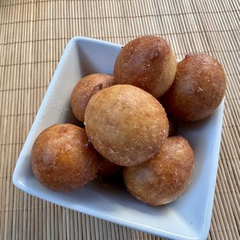 Chateau Rouge - Puf puf - French Near Me - Philadelphia, Pennsylvania