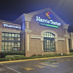 Harris Teeter - Outside e Harris Teeter - Wards Corner