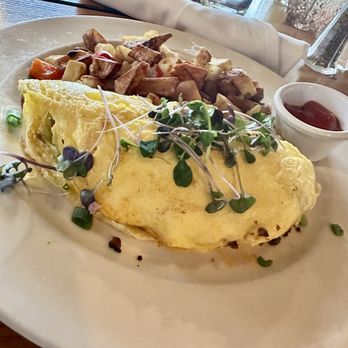 Cecilia - Chefs Omelette - Breakfast & Brunch Near Me - Vancouver, Washington Cecilia - Chefs Omelette - Breakfast & Brunch Near Me - Vancouver, Washington