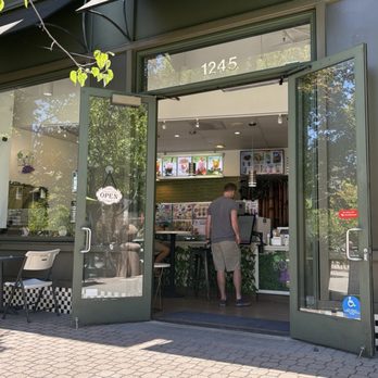 The Boba Lounge - Storefront - Bubble Tea Near Me - Walnut Creek, California The Boba Lounge - Storefront - Bubble Tea Near Me - Walnut Creek, California