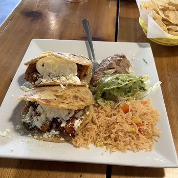 Pueblo Viejo - Gordita Plate - Mexican Near Me - Austin, Texas Pueblo Viejo - Gordita Plate - Mexican Near Me - Austin, Texas