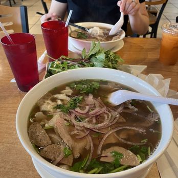 Pho Viet Number one - XL pho (p10). - Vietnamese Near Me - Norcross, Georgia Pho Viet Number one - XL pho (p10). - Vietnamese Near Me - Norcross, Georgia