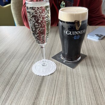 Oly's Bar And Restaurant - Cheers - Breakfast & Brunch Near Me - Dublin, D