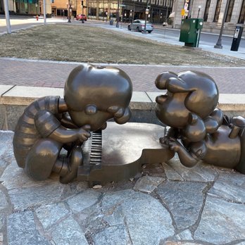 Landmark Plaza - Parks Near Me - Saint Paul, Minnesota Landmark Plaza - Parks Near Me - Saint Paul, Minnesota