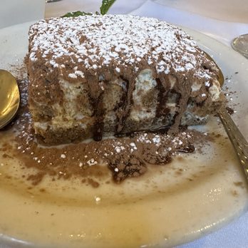 Luna Rossa - Classic Tiramisu - Italian Near Me - Tustin, California