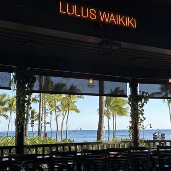 Lulu's Waikiki - Beautiful view - Burgers Near Me - Honolulu, Hawaii Lulu's Waikiki - Beautiful view - Burgers Near Me - Honolulu, Hawaii