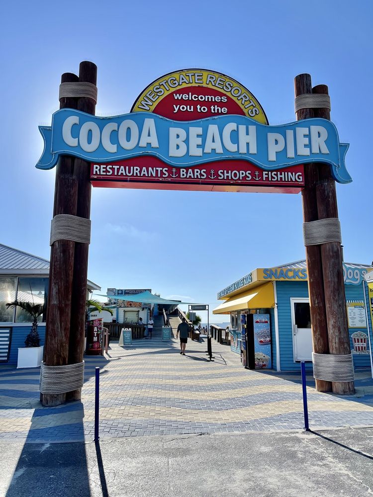 Cocoa Beach Surf School by Flohana Logo