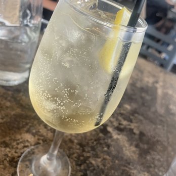 A'Bouzy - The st Germaine spritzer! 10/10 would recommend - Champagne Bars Near Me - Houston, Texas A'Bouzy - The st Germaine spritzer! 10/10 would recommend - Champagne Bars Near Me - Houston, Texas
