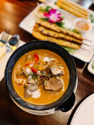Weera Thai Food - Town square by null