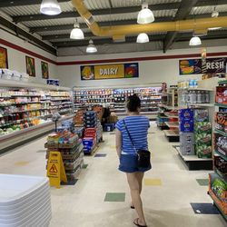 Louie’s Fresh Market