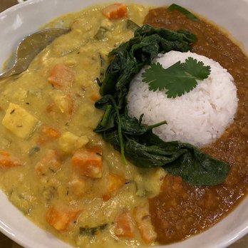 Divya's Kitchen - Vegetable Curry in Cashew Sauce - Vegan Near Me - New York, New York
