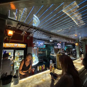 Kipp Rose - Sports Bars Near Me - Kemah, Texas Kipp Rose - Sports Bars Near Me - Kemah, Texas