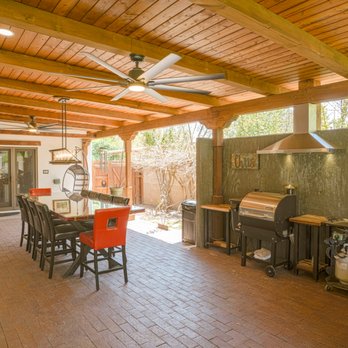 Pluma Construction - the outdoor kitchen and dining area - Flooring Near Me - Albuquerque, New Mexico