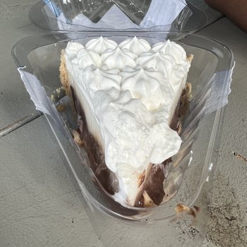 Ted's Bakery - Best pie - Bakeries Near Me - Haleiwa, Hawaii
