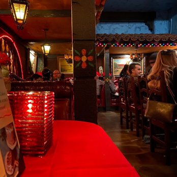 El Compadre - Dining room - Mexican Near Me - Los Angeles, California El Compadre - Dining room - Mexican Near Me - Los Angeles, California