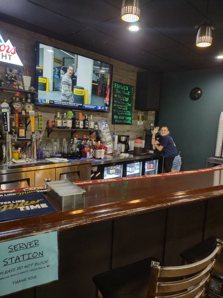 Frawg's Bar & Grill Logo