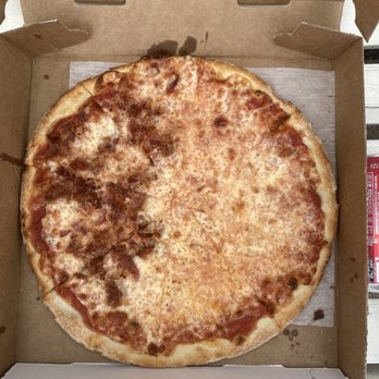 Arcuri's Pizza & Salad - Half Bacon and Cheese Pizza - Pizza Near Me - Cos Cob, Connecticut