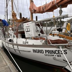 Olympic Coast Sailing Charters and Tours - The elegant Ingrid Princess