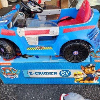 La Yardita Thrift Store - Kids Toy Car - Thrift Stores Near Me - Los Angeles, California La Yardita Thrift Store - Kids Toy Car - Thrift Stores Near Me - Los Angeles, California