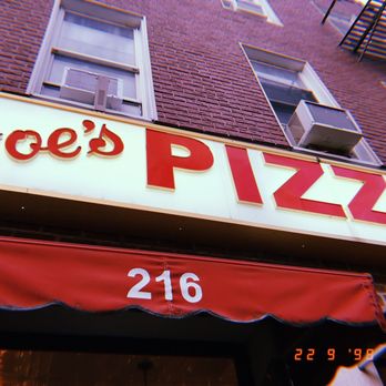 Joe's Pizza - Outside! - Pizza Near Me - Brooklyn, New York