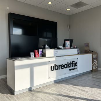 uBreakiFix by Asurion - Front Desk - Mobile Phone Repair Near Me - Miamisburg, Ohio