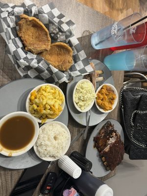 Kiki's Chicken and Waffles by null