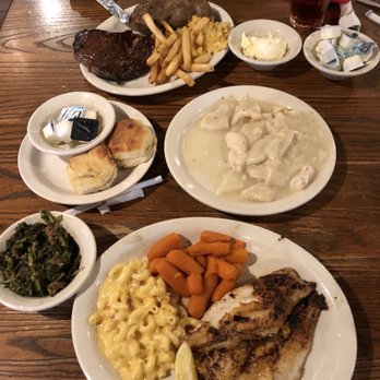 Cracker Barrel Old Country Store - Breakfast & Brunch Near Me - Murfreesboro, Tennessee