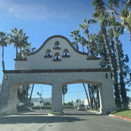 Follow through this underpass to the racquet club just past these bells. For smoother skin and relaxation bliss! Follow through this underpass to the racquet club just past these bells. For smoother skin and relaxation bliss!