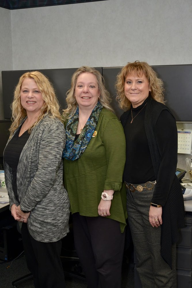 DEENGROSS EYE CENTERS Updated October 2024 21 Photos 1400 S Lake