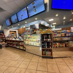 Chelsea Market & Deli