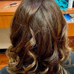 Quenlyn & Co Salon - Haircut and style!