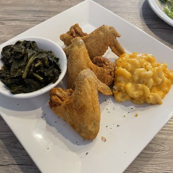Della J's Delectables - Three chicken wings, collard greens, Mac and cheese - Southern Near Me - Alexandria, Virginia