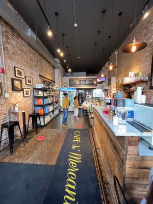 Café de Mercanti Old Montreal by null