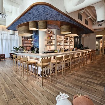 SERA - The bar area - Seafood Near Me - Honolulu, Hawaii