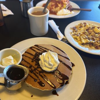 Cajun Kitchen Cafe - Platillos - Cajun/Creole Near Me - Goleta, California Cajun Kitchen Cafe - Platillos - Cajun/Creole Near Me - Goleta, California