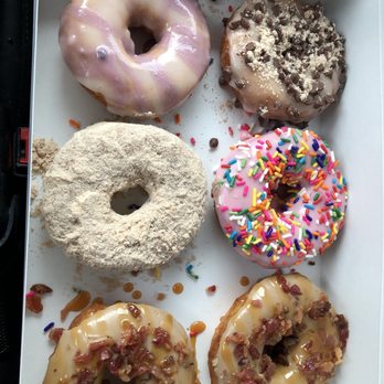 Donut World - Maple bacon, strawberry sprinkle, cinnamon sugar, blueberry glazed, chocolate chip crumble - Donuts Near Me - Staten Island, New York