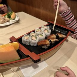 Kids boat meal Kids boat meal