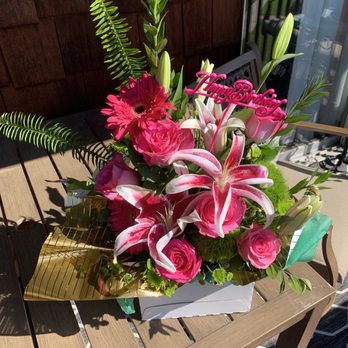 Sara's Flowers - Florists Near Me - Kansas City, Kansas