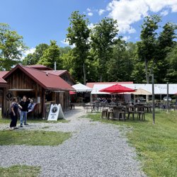 Gatehouse Winery - The bar next to the winery.
