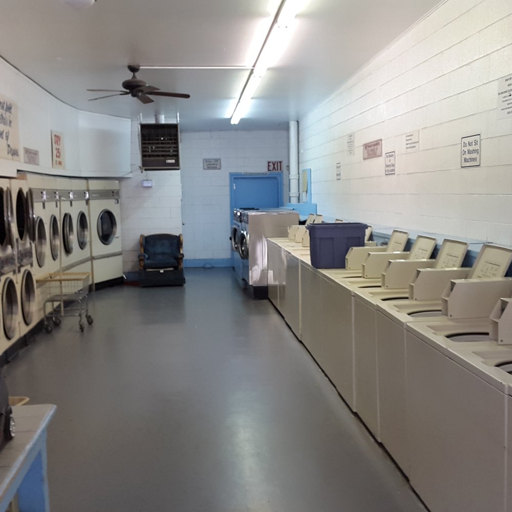 White Flag Coin-Op Laundry - Laundromat Near Me - Flagstaff, Arizona White Flag Coin-Op Laundry - Laundromat Near Me - Flagstaff, Arizona