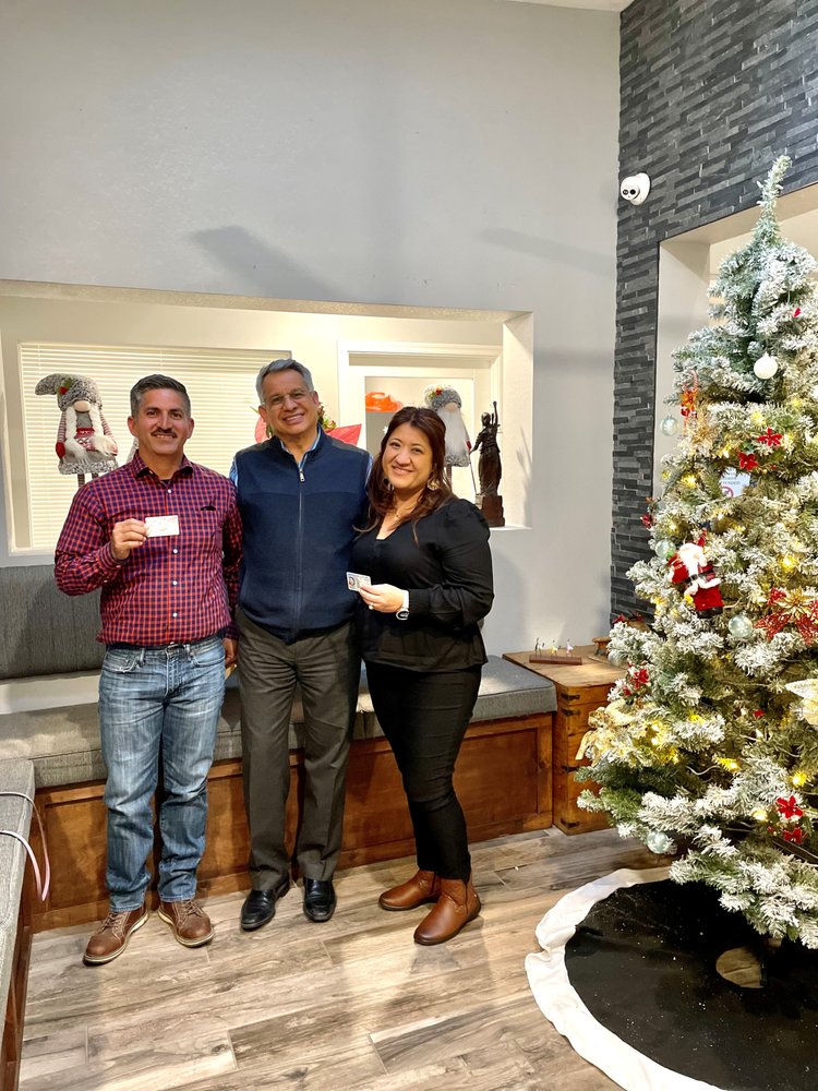 Law Offices of Nicomedes E. Suriel - immigration attorney in Phoenix, AZ