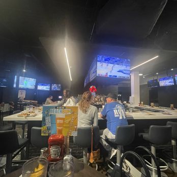Buffalo Wild Wings - Sports Bars Near Me - San Marcos, Texas
