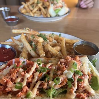 Station 16 - Looks much better than it tastes. (Lobster roll) - Seafood Near Me - Sacramento, California Station 16 - Looks much better than it tastes. (Lobster roll) - Seafood Near Me - Sacramento, California