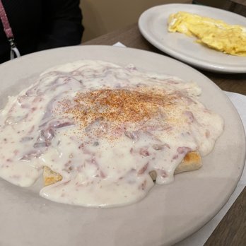 Old Chickahominy House - Creamed Ham - Southern Near Me - Williamsburg, Virginia