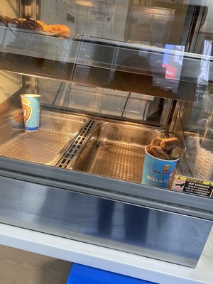 Auntie Anne's by null