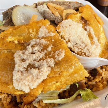 Jibaritos y Más - Bistec Jibarito - Puerto Rican Near Me - Chicago, Illinois