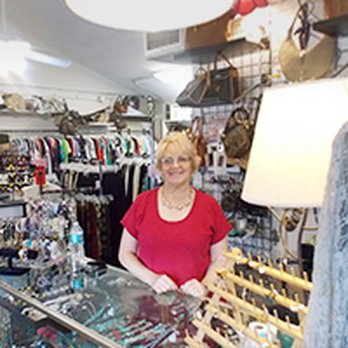 Elizabeth's Consignments - Women's Clothing Near Me - Osprey, Florida Elizabeth's Consignments - Women's Clothing Near Me - Osprey, Florida