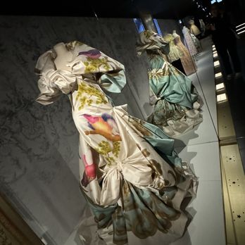 La Galerie Dior - Museums Near Me - Paris