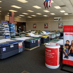 Mattress Firm Hamilton Town Center